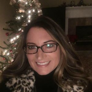 Meet your Posher, Carrie